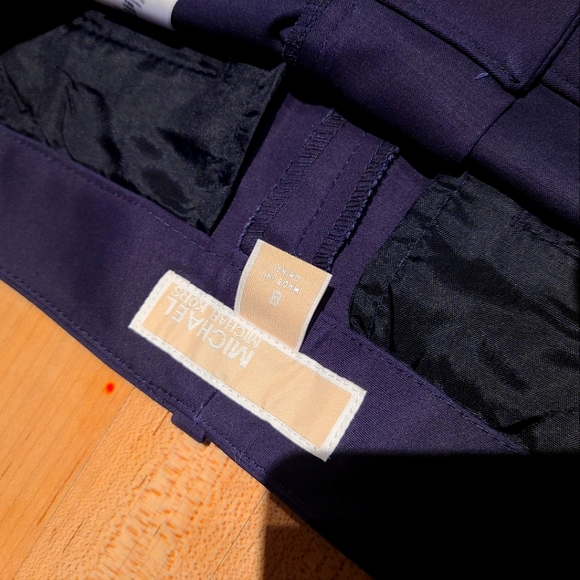 Michael Kors shorts - Picture 2 of 2